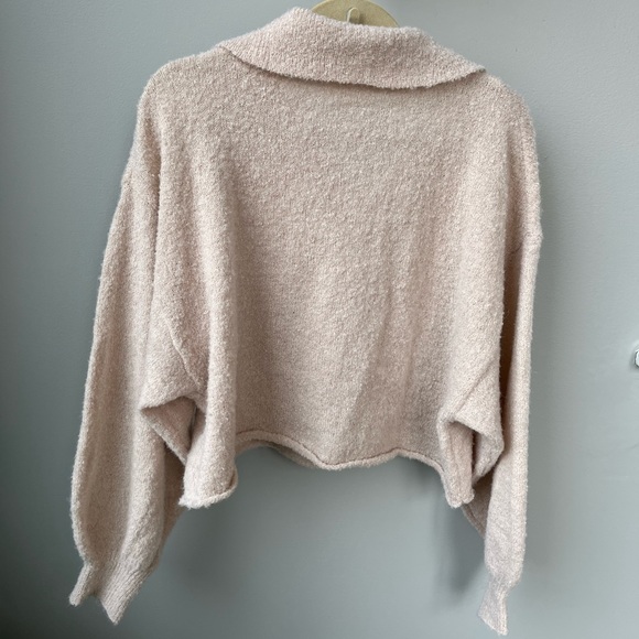 NWOT Cropped sweater - Picture 5 of 5